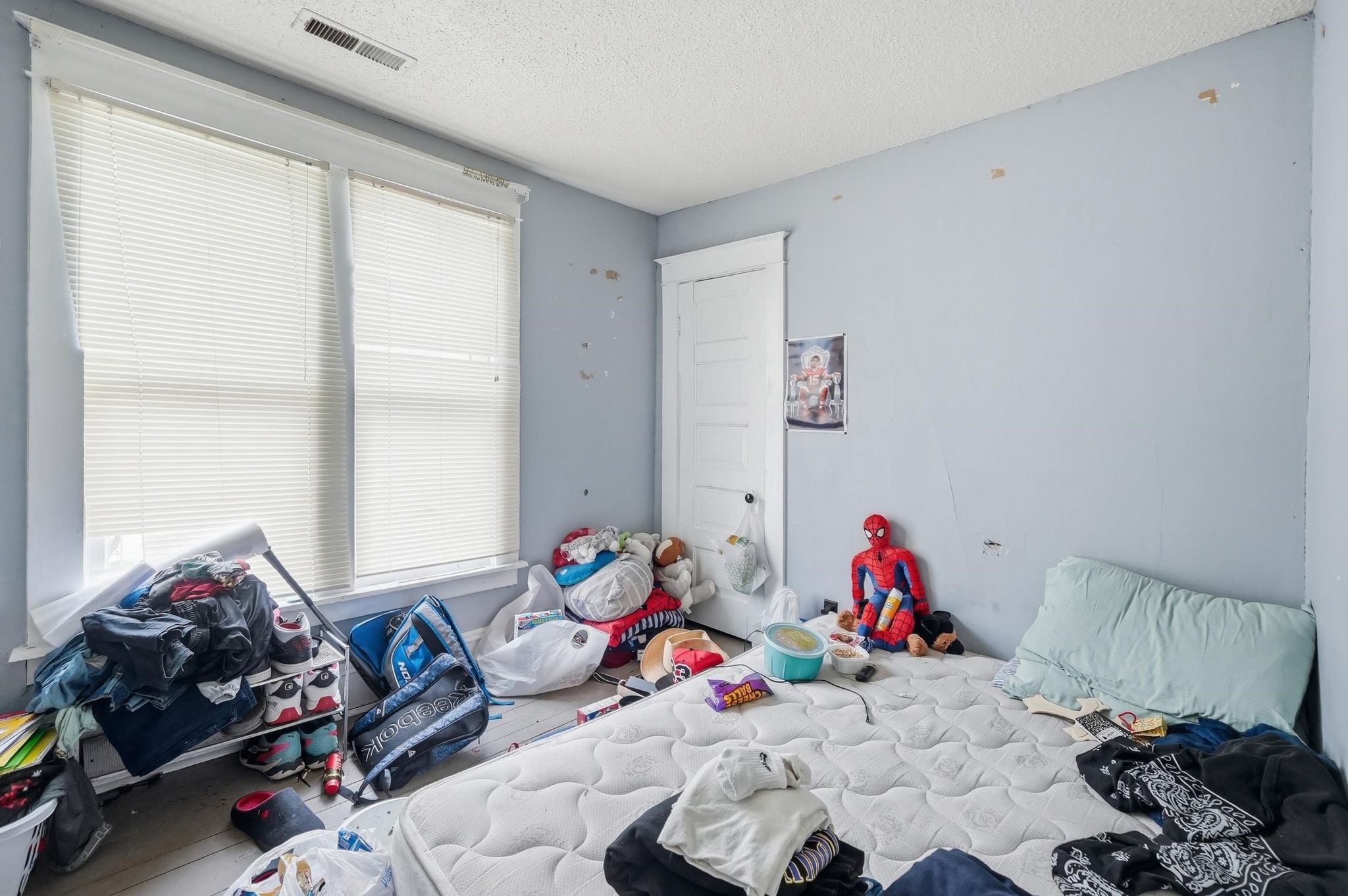 Image of 127 N Kinney