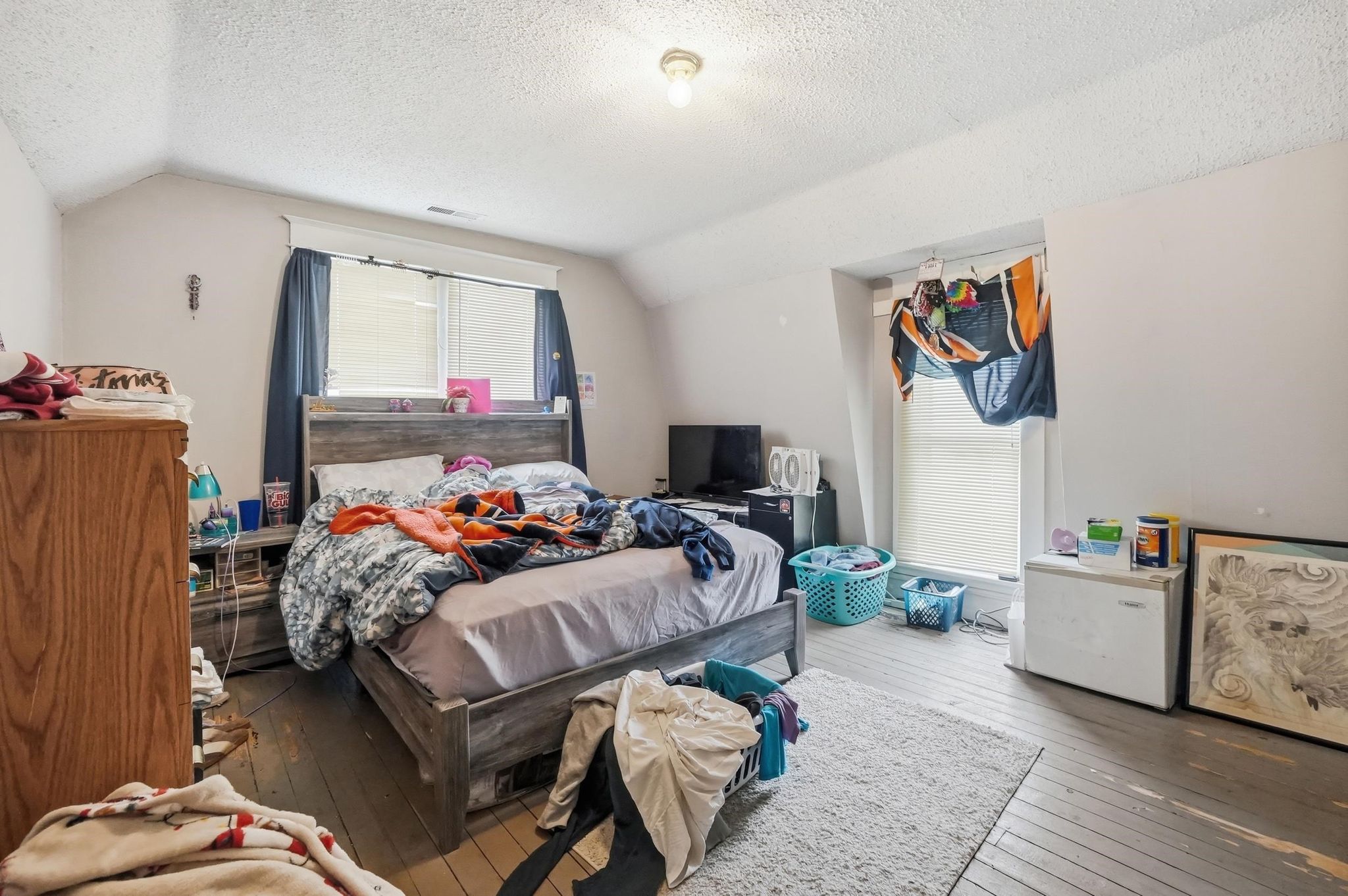 Image of 127 N Kinney